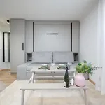 Pearl Residences - Stylish & Private Garden House - Near & Center Apartmán Pärnu