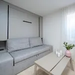 Pearl Residences - Stylish & Private Garden House - Near & Center * 派尔努