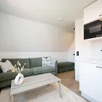 公寓 Pearl Residences - Stylish & Private Garden House - Near & Center *