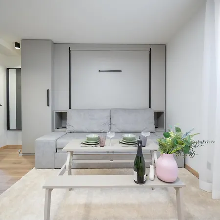 Pearl Residences - Stylish & Private Garden House - Near & Center شقة بارنو