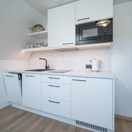 Pearl Residences - Stylish & Private Garden House - Near & Center * بارنو