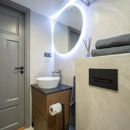 Pearl Residences - Stylish & Private Garden House - Near & Center بارنو