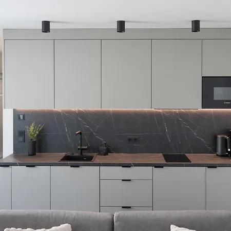 Apartament Pearl Residences - Stylish & Private Garden House - Near & Center