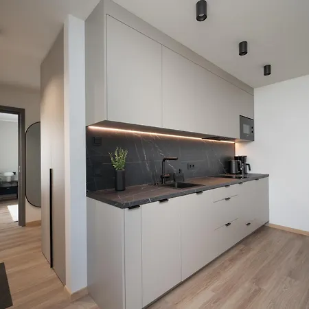 Pearl Residences - Stylish & Private Garden House - Near & Center بارنو