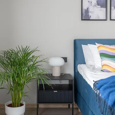 شقة Pearl Residences - Stylish & Private Garden House - Near & Center *
