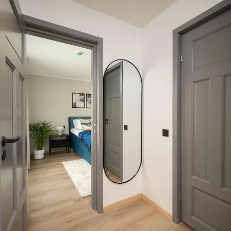 شقة Pearl Residences - Stylish & Private Garden House - Near & Center *