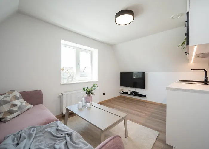 Pearl Residences 公寓 *