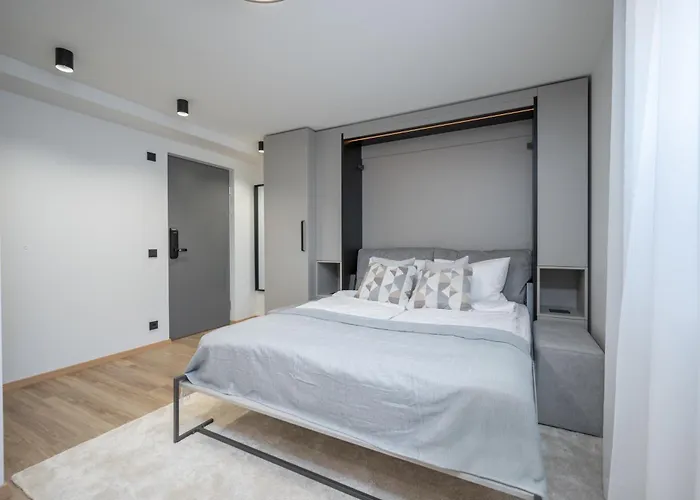 Апартаменты Pearl Residences - Stylish Apartments & Private Garden House - Near Beach & Center Пярну