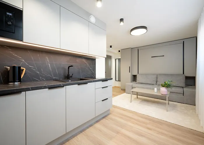 Апартаменты Pearl Residences - Stylish Apartments & Private Garden House - Near Beach & Center *