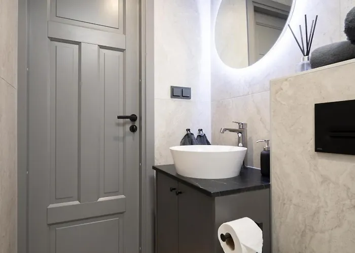 Pearl Residences - Stylish Apartments & Private Garden House - Near Beach & Center Апартаменты