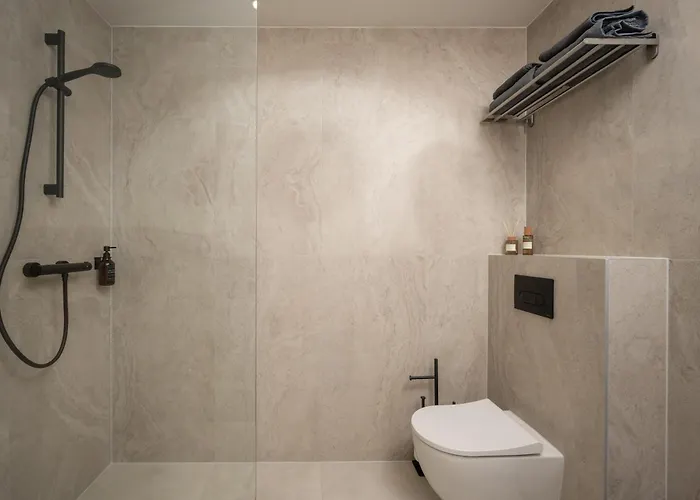 Pearl Residences 公寓 派尔努